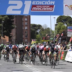 Linarez gana el Macario y Adriá se lleva la Copa a lo grande