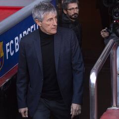 Setién, dos meses de crisis en crisis en el Barça..., pero líder