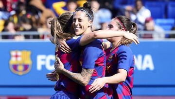 Jenni Hermoso celebra un gol con el Barcelona.