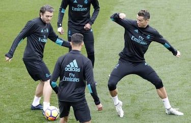 Sergio Ramos and Bale out, Kovacic and Navas return