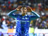 Juan Brunetta celebrates his goal 1-1 of Tigres during the 14th round match between Pachuca vs Tigres UANL as part of the Liga BBVA MX, Torneo Apertura 2025 at Hidalgo Stadium, on October 22, 2025 in Pachuca, Hidalgo, Mexico.