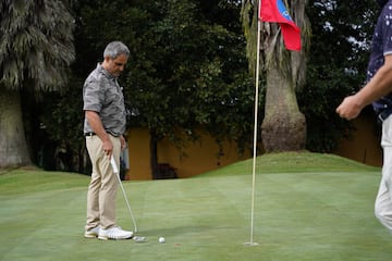 Concentración y precisión. Juan Pablo Montoya demostró sus cualidades para el golf en el evento organizado por AS Colombia.