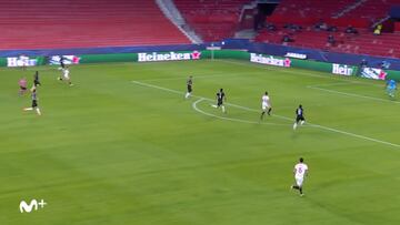 De Jong es fuego europeo: chut glorioso tras un centro perfecto