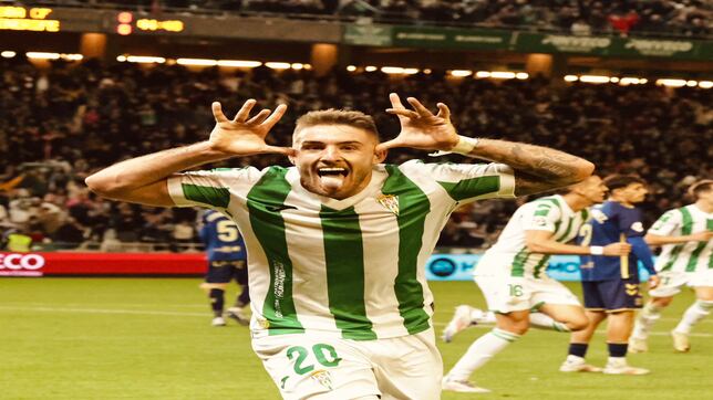 El Córdoba CF supera al Tenerife y sale del descenso en LaLiga Hypermotion