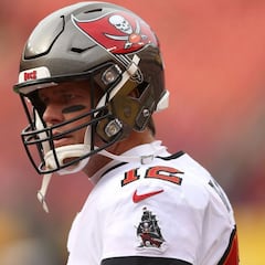 Who are the favorites to win the 2021 NFL MVP Award?