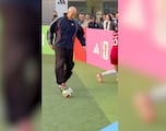 Magia intacta: a sus 53 años Zidane deslumbra con sus regates
