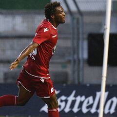 Didier Moreno pide paso en un Deportivo en construcción