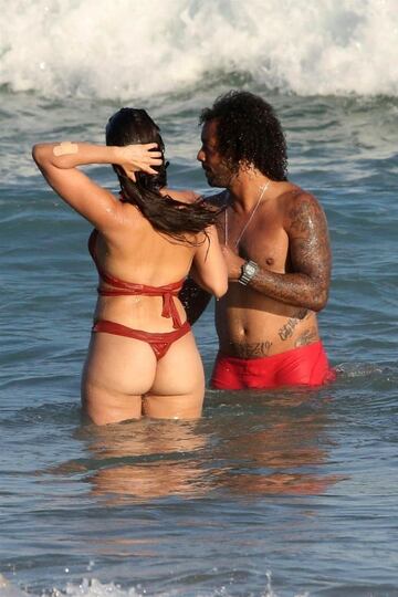 Marcelo relaxes with his family at the beach in Rio de Janeiro.