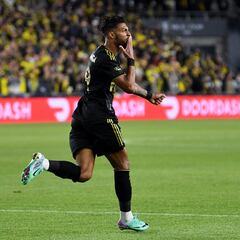 Lens y Rennes buscan el fichaje de Dénis Bouanga