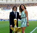 Puyol entregó el trofeo de campeón antes de la final