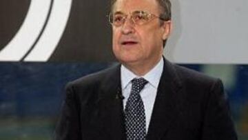 <b>BUENA RELACIÓN.</B> El presidente del Real Madrid presume de la buena relación que tiene con los dirigentes de la Juventus.