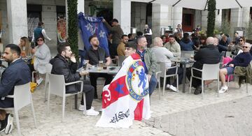 Los seguidores del Chelsea llenan el centro de Madrid