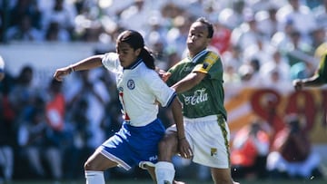 Cruz Azul y León se enfrentan en redes tras retransmisión de Final del 97