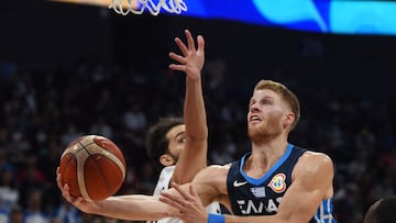 Thomas Walkup debutó con Grecia.