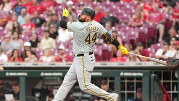 CINCINNATI, OHIO - SEPTEMBER 20: Rowdy Tellez #44 of the Pittsburgh Pirates hits a double in the second inning against the Cincinnati Reds at Great American Ball Park on September 20, 2024 in Cincinnati, Ohio. Jason Mowry/Getty Images/AFP (Photo by Jason Mowry / GETTY IMAGES NORTH AMERICA / Getty Images via AFP)