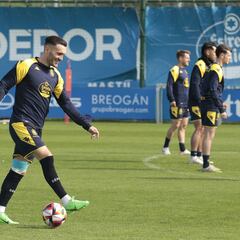 Idiakez sorprende: Lucas Pérez en la lista ante Unionistas