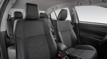 Toyota Yaris Sedán 2022, a prueba: de los autos más baratos en México, el mejor