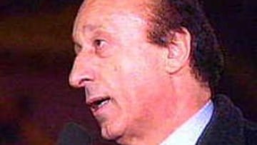 <B>NO HAY TRATO.</B> Luciano Moggi ha desmentido la posibilidad del intercambio Kluivert-Del Piero.