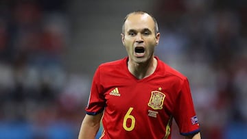 Iniesta, 9 times MVP in major international tournaments
