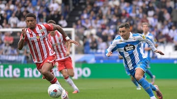 La posición de en el ataque del Deportivo provoca debate.