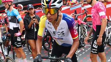 Cycling - Vuelta a Espana - Stage 2 - Alba to Limone Piemonte - Alba, Italy - August 24, 2025 INEOS Grenadiers' Egan Bernal before the start of stage 2 REUTERS/Manon Cruz