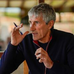 Quique Setién: “Veo factible que el Racing suba, juega mejor que el de mi ascenso”