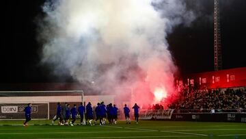 El Valencia inicia su Centenario con un baño de multitudes