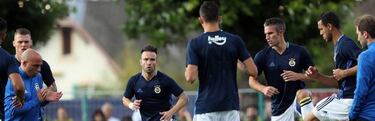 Las figuras con las que Mauricio Isla compartirá en Fenerbahce