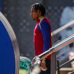 Koundé ‘aprieta’ por Nico: “Me gustaría que viniera”