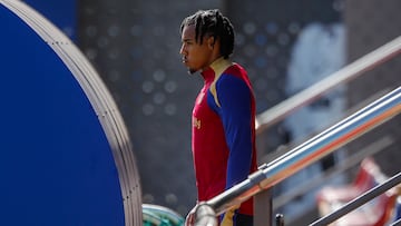 12/04/24 ENTRENAMIENTO DEL FC BARCELONA
JULES KOUNDE