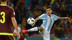 Argentina sufre para empatarle a Venezuela