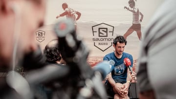 Kilian Jornet y la masificaci車n del Everest: "Es diferente subir una cima a estar en una cima"