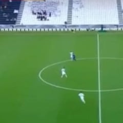 El caño que le hizo a Xavi Hernández un jugador del Al Shahaniya