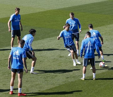 El Real Madrid prepara su partido contra el Huesca