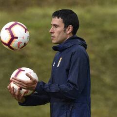 El Oviedo, en busca de un sustituto para Folch