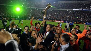 Juan Carlos Garrido, exentrenador del Betis y Villarreal, entre otros, conquist&oacute; este a&ntilde;o la Copa CAF con el Raja Casablanca de Marruecos.