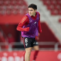 Gorrotxategi ya trabaja para suplir a Zubimendi en la Real