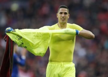 SI. Joel Robles (Everton).