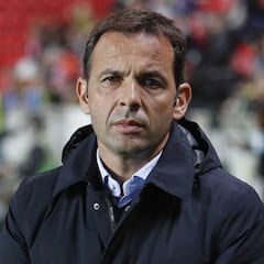 "Hay jugadores suficientes para jugar mantener la identidad"