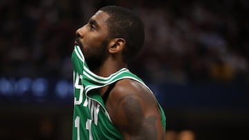 Su compañero Kyrie Irving, el otro gran fichaje de Boston Celtics en verano, se lamenta por el infortinuo de Hayward.