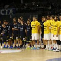 Kyle Kuric está consciente y ya ingiere alimentos por vía oral