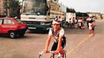 DUROS INICIOS EN CANTABRIA. Freire se crió en el barrio más humilde de Torrelavega. Aquel chico de barrio superó pronto la asignatura de sobrevivir; hoy es un tipo siempre atento.