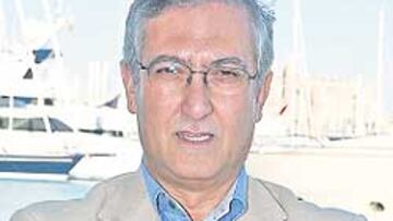 <b>CONFIANZA. </b>Manzano cree en la permanencia del Mallorca.