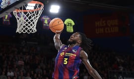 Paseo triunfal del Barça ante el Granada