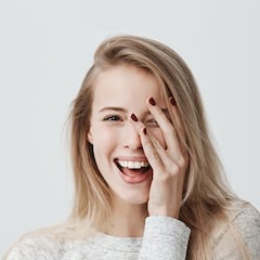 Qué significa cuando una persona está sonriendo todo el tiempo