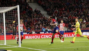 Godín anotó el 1-0.