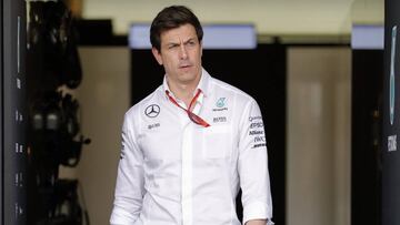 Toto Wolff revela que Hamilton ignoró órdenes de Mercedes