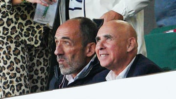 Sebasti¨¢n Ceria y Manolo Higuera, del Racing.