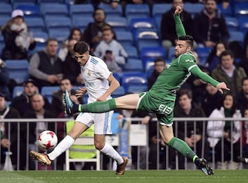 Theo Hernández y Ezequiel Muñoz.