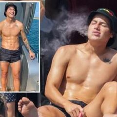 The Sun revela fotos de James en yate en Ibiza